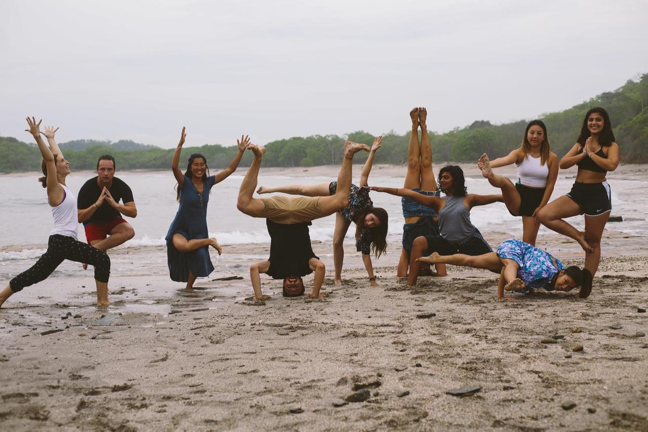 Magnific Rock - Surf Resort & Yoga Retreat Nicaragua โปโปโย ภายนอก รูปภาพ